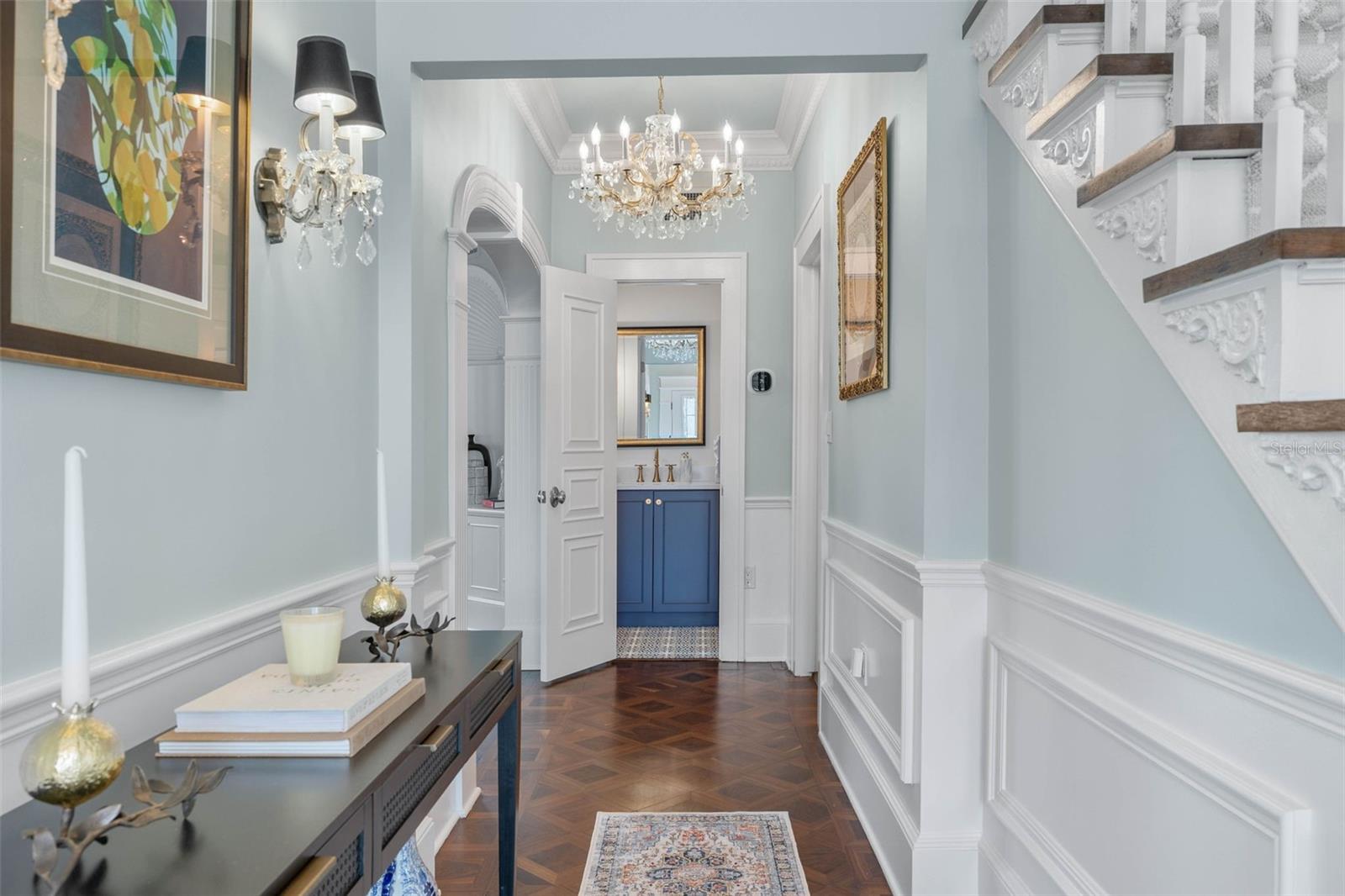 YORK MANOR - Residential