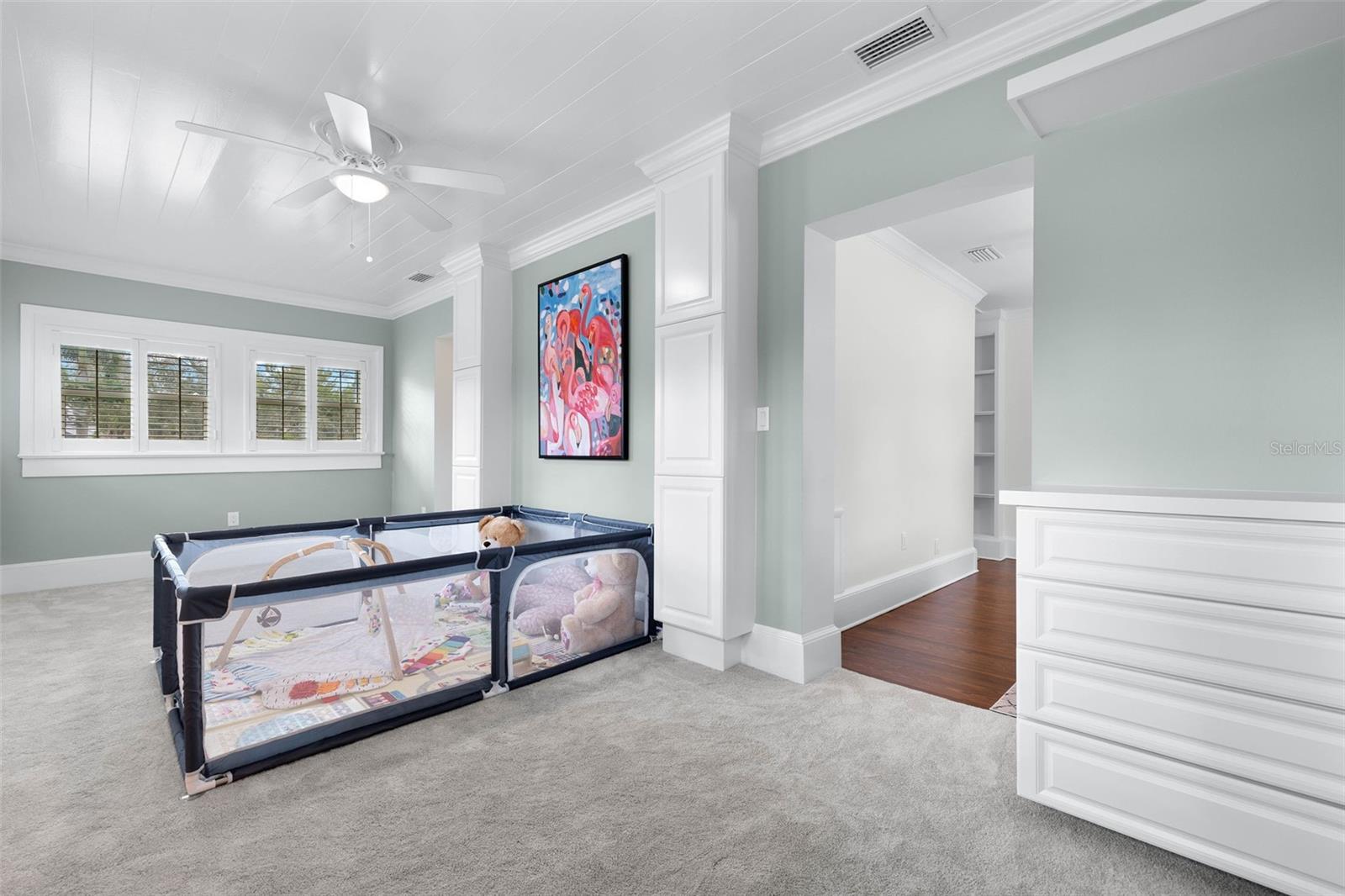 YORK MANOR - Residential