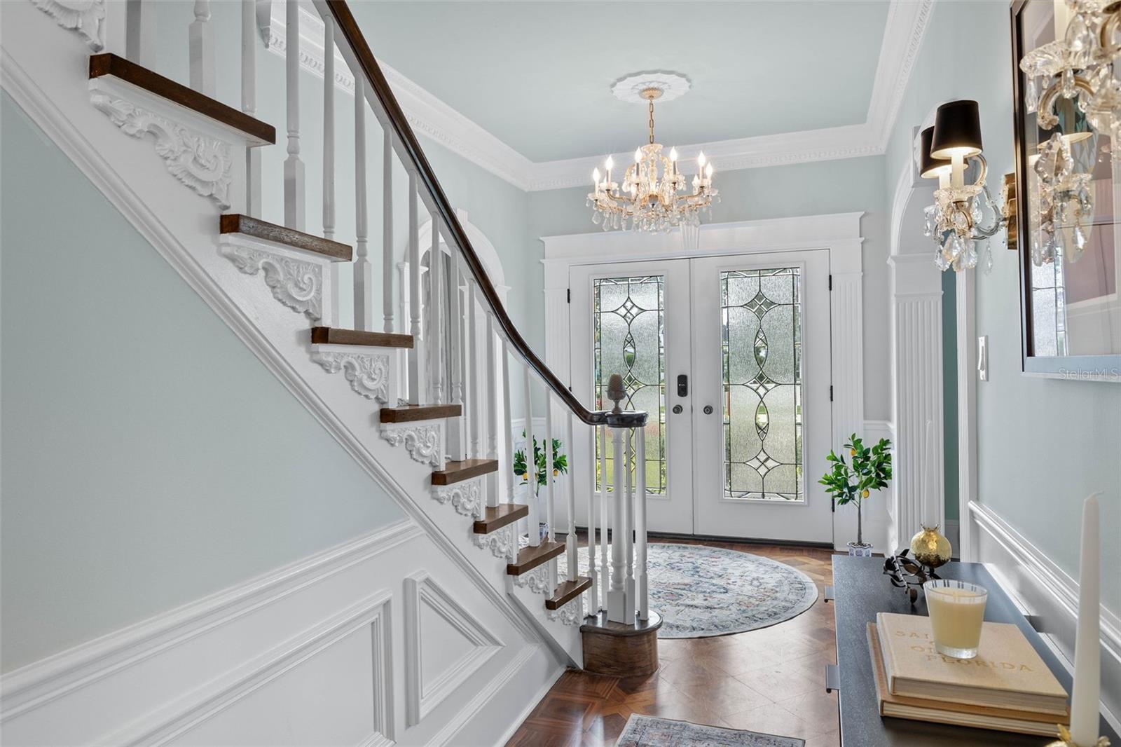 YORK MANOR - Residential