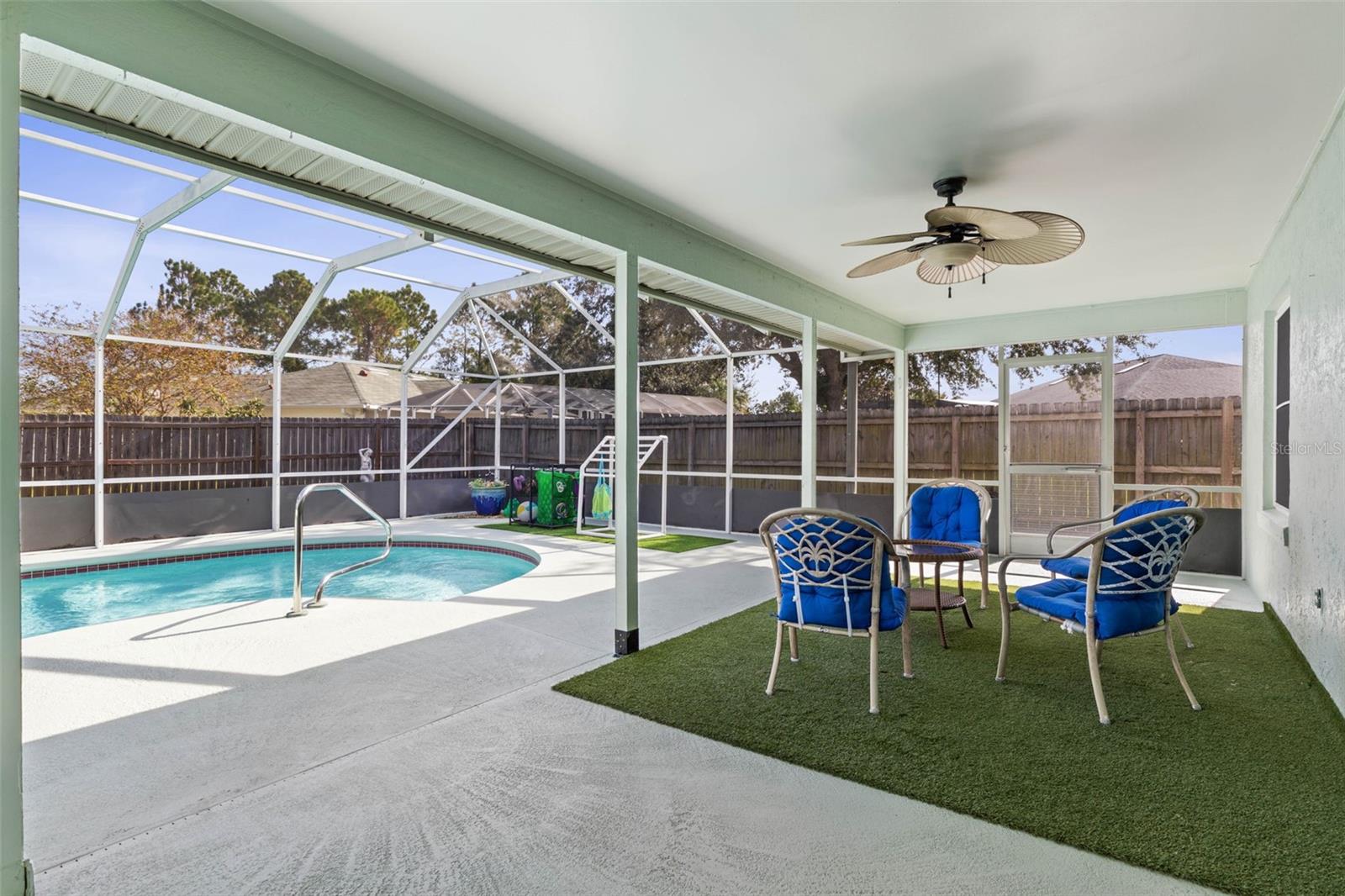 PALM HARBOR - Residential