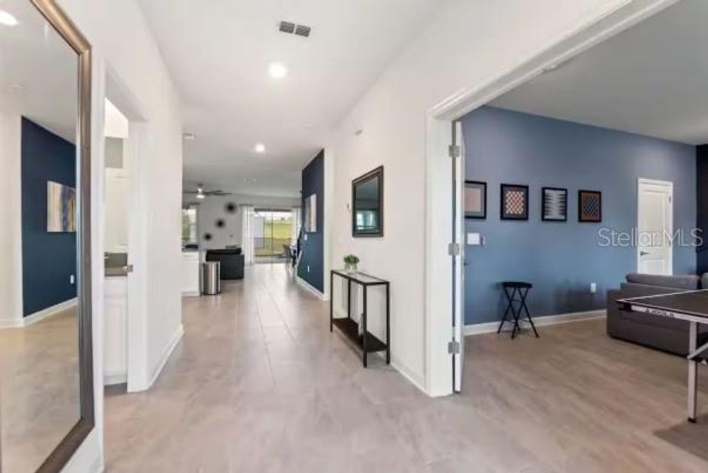 Photo of 9254 Sommerset Hills Drive, Davenport, FL 33896 (MLS # S5139134)