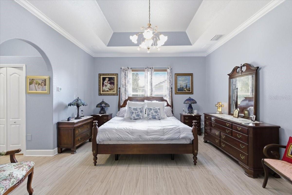 RIVERSIDE ESTATES - Residential