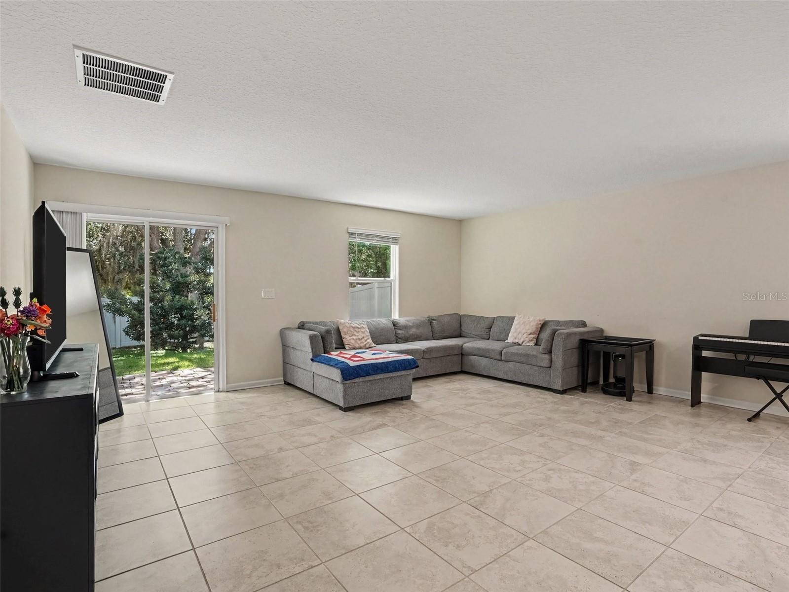 4469 BLUFF OAK LOOP