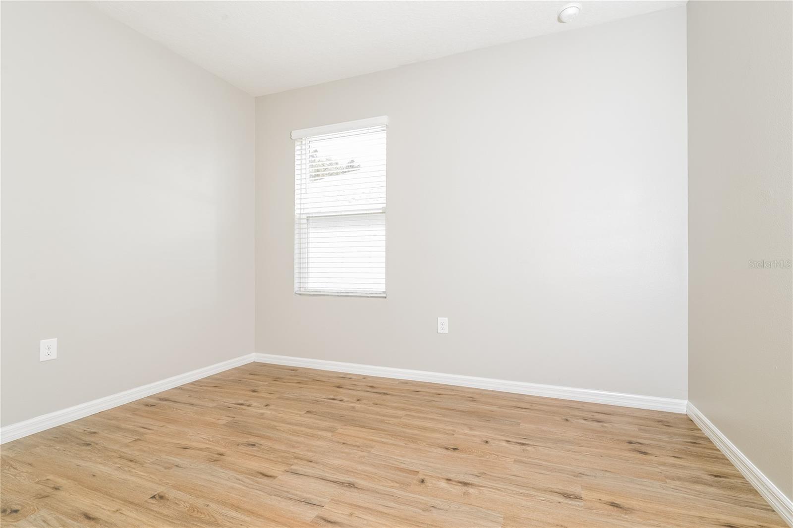 SUMMERVIEW/WOLF CRK RDG PH 2B- - Residential