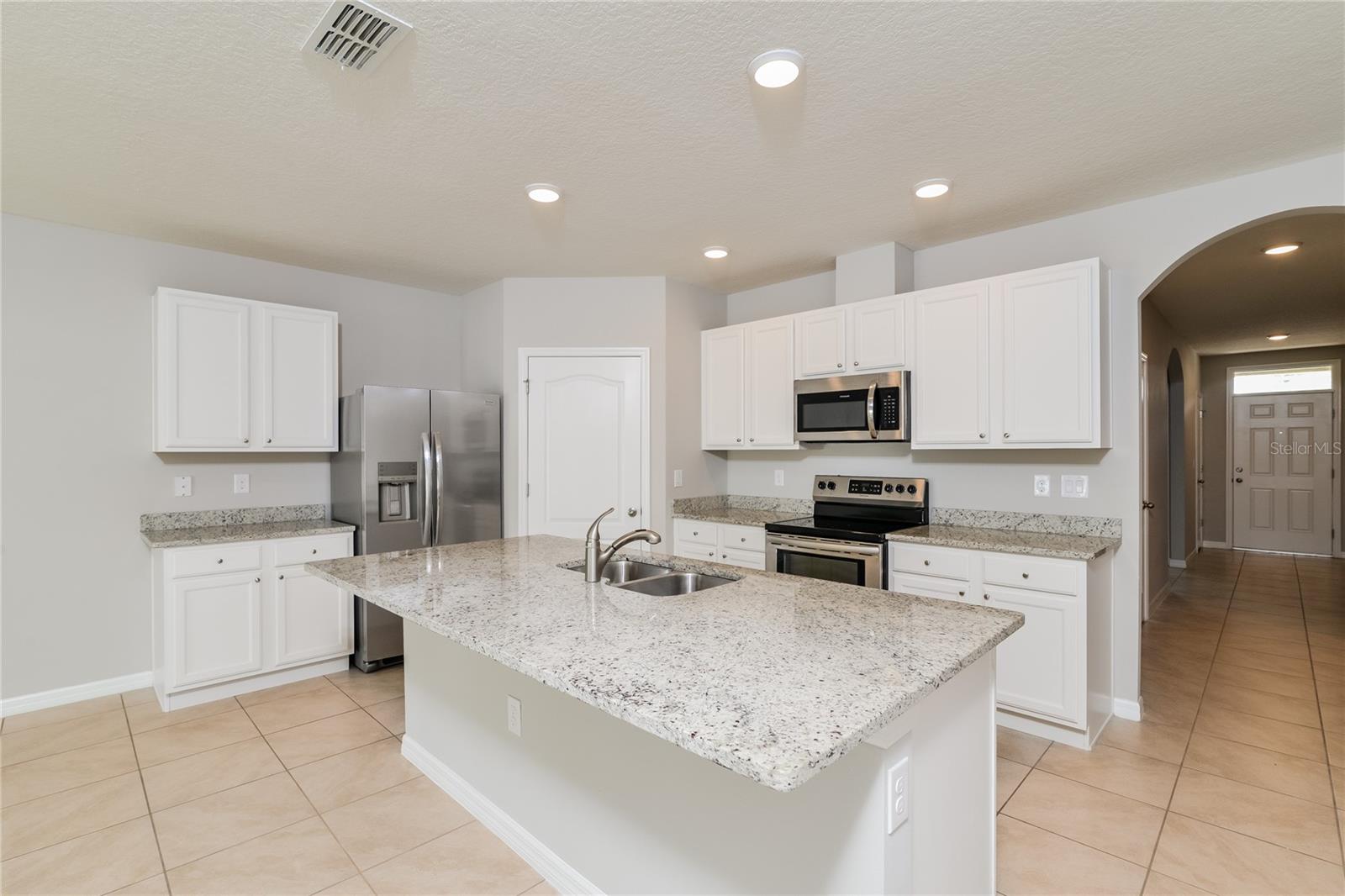 SUMMERVIEW/WOLF CRK RDG PH 2B- - Residential