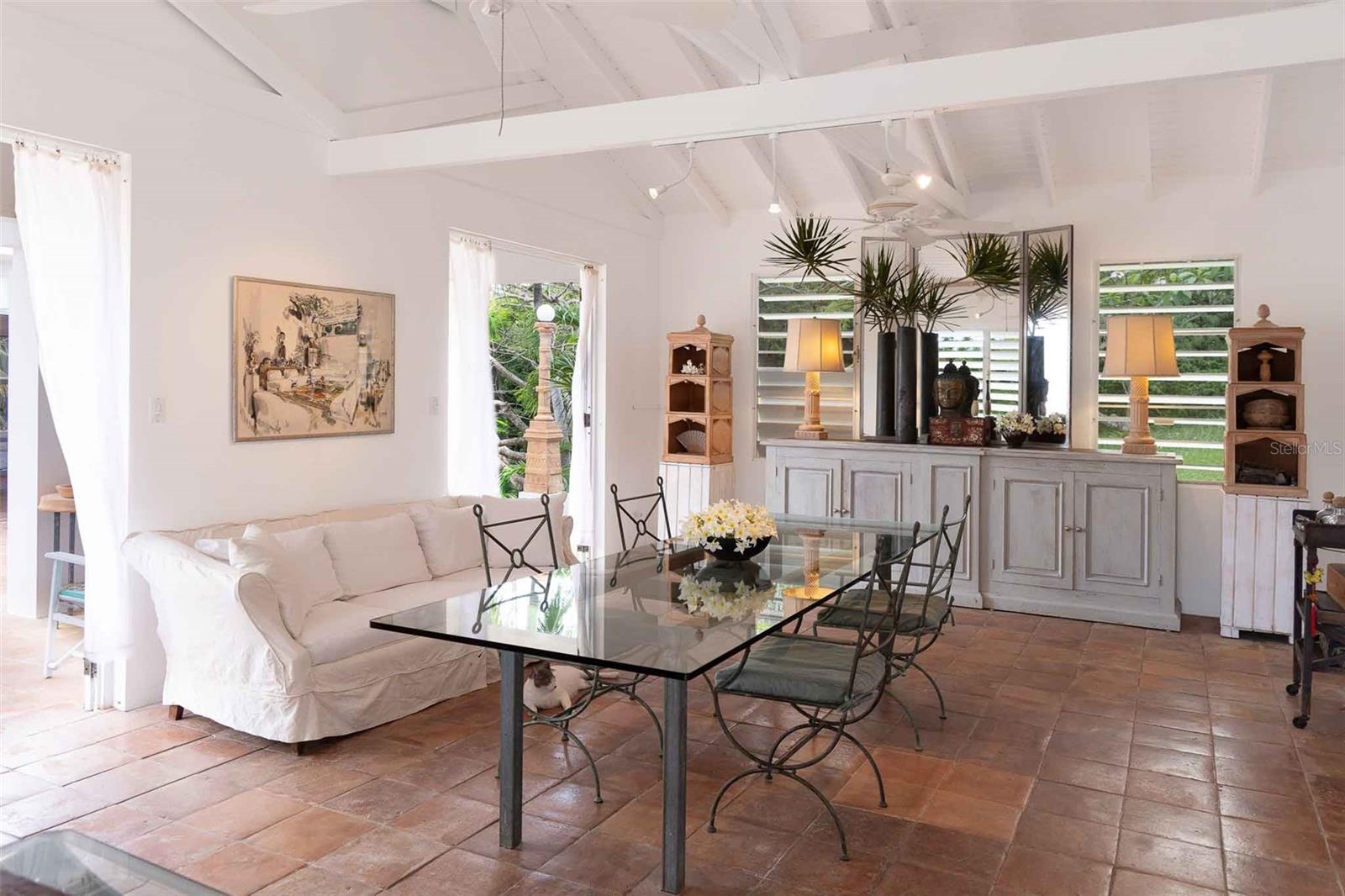 BRAVOS DE BOSTON - Residential