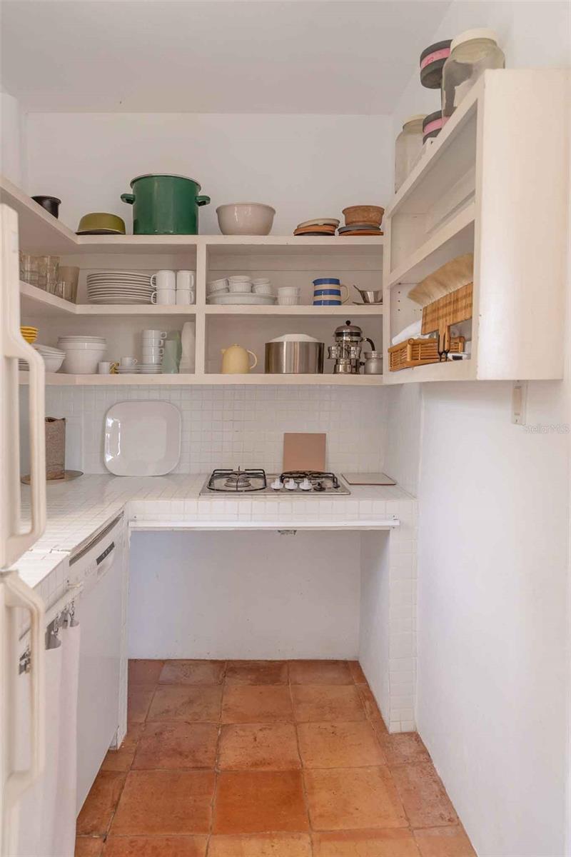 BRAVOS DE BOSTON - Residential