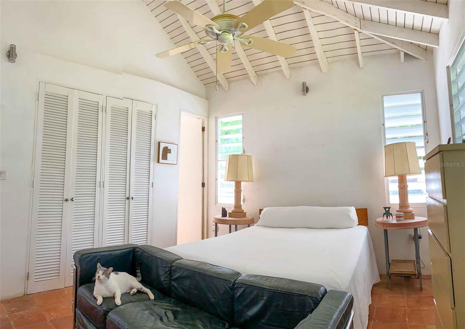 BRAVOS DE BOSTON - Residential