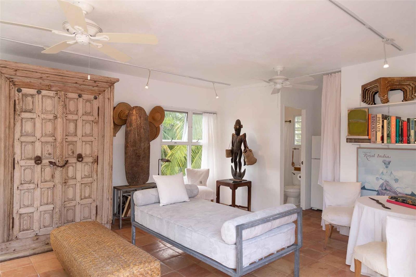 BRAVOS DE BOSTON - Residential