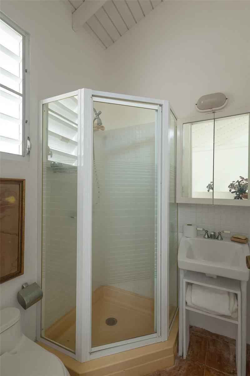 BRAVOS DE BOSTON - Residential