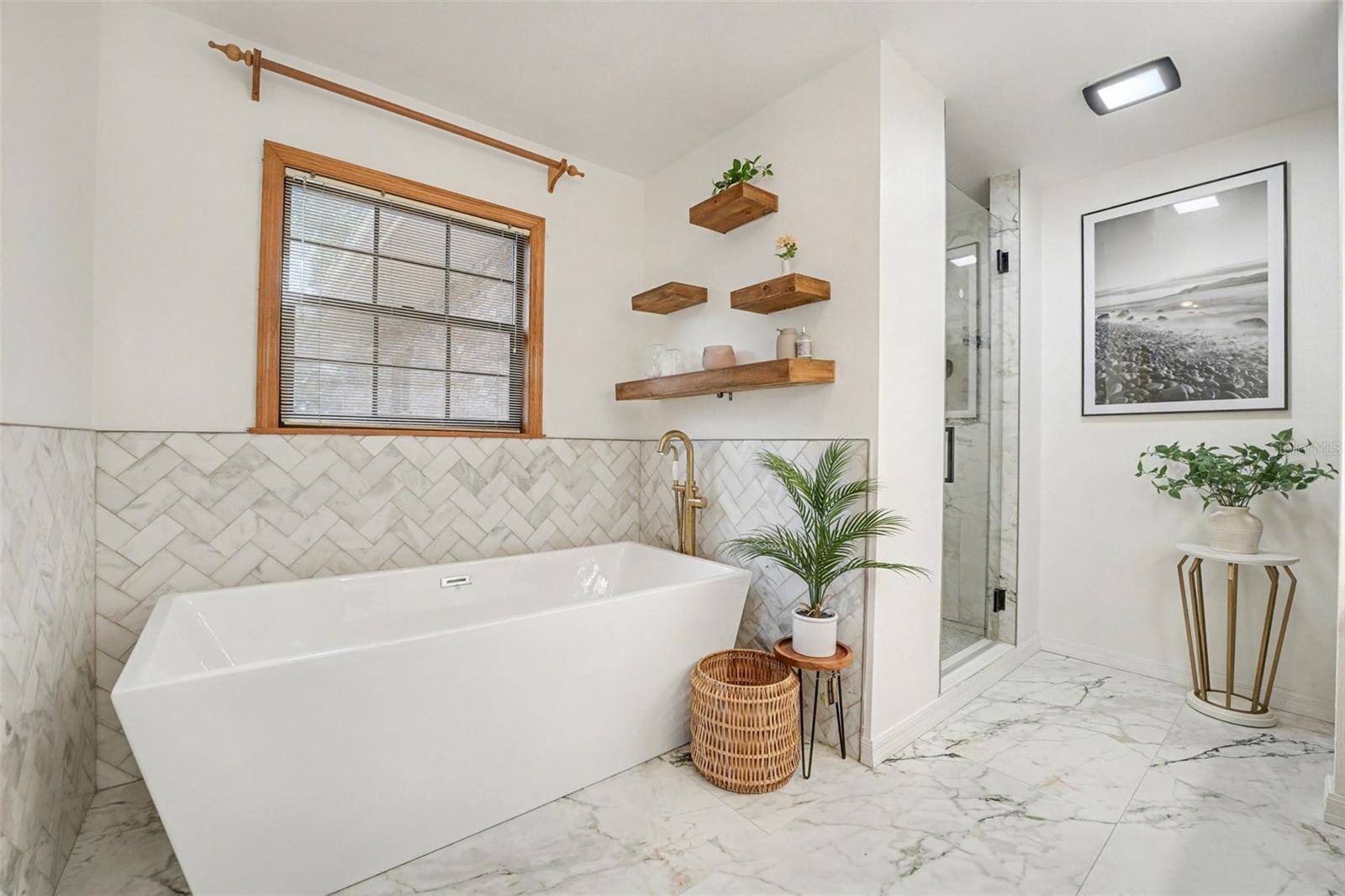 CATALOMA ACRES - Residential