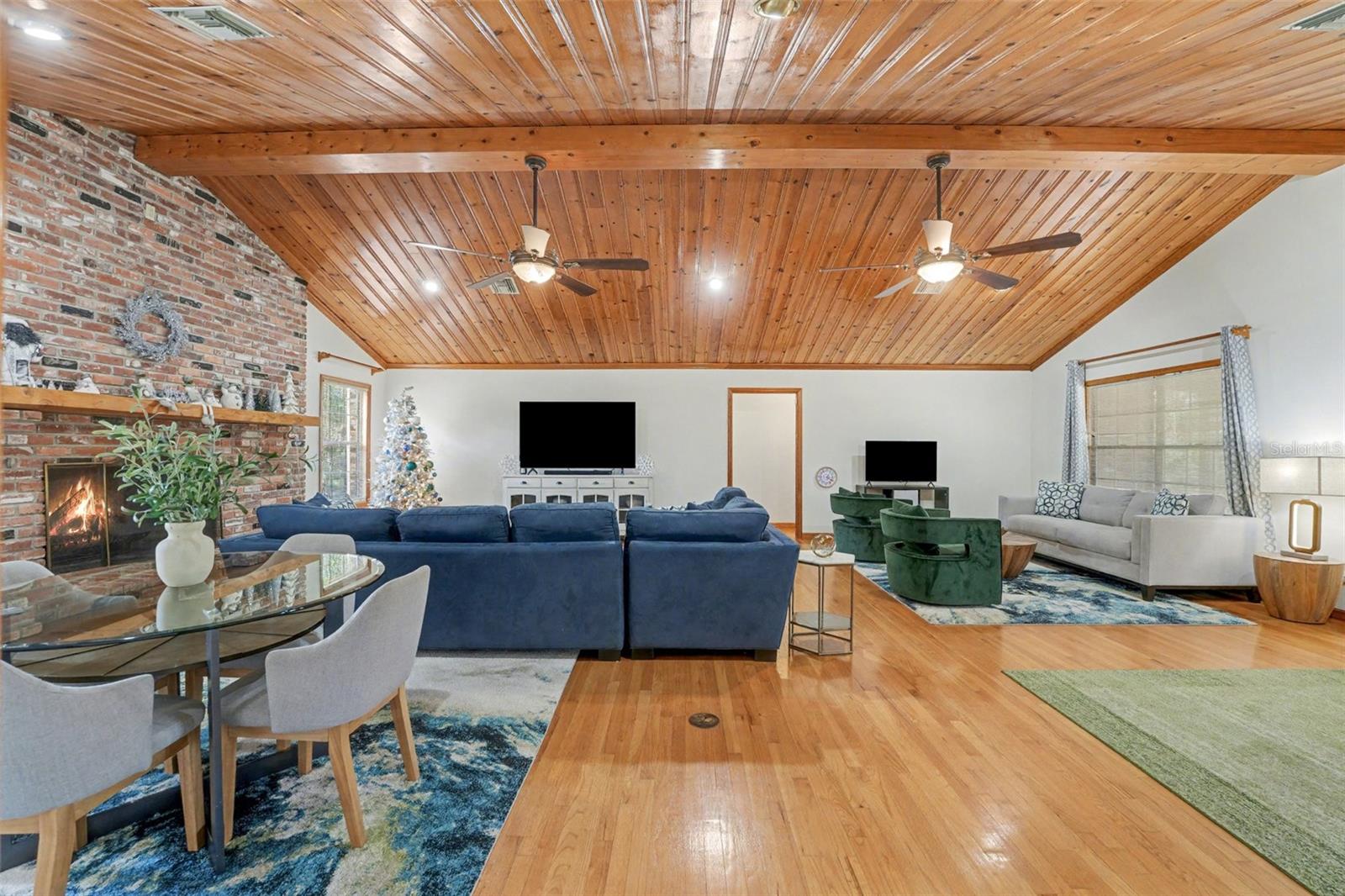 CATALOMA ACRES - Residential