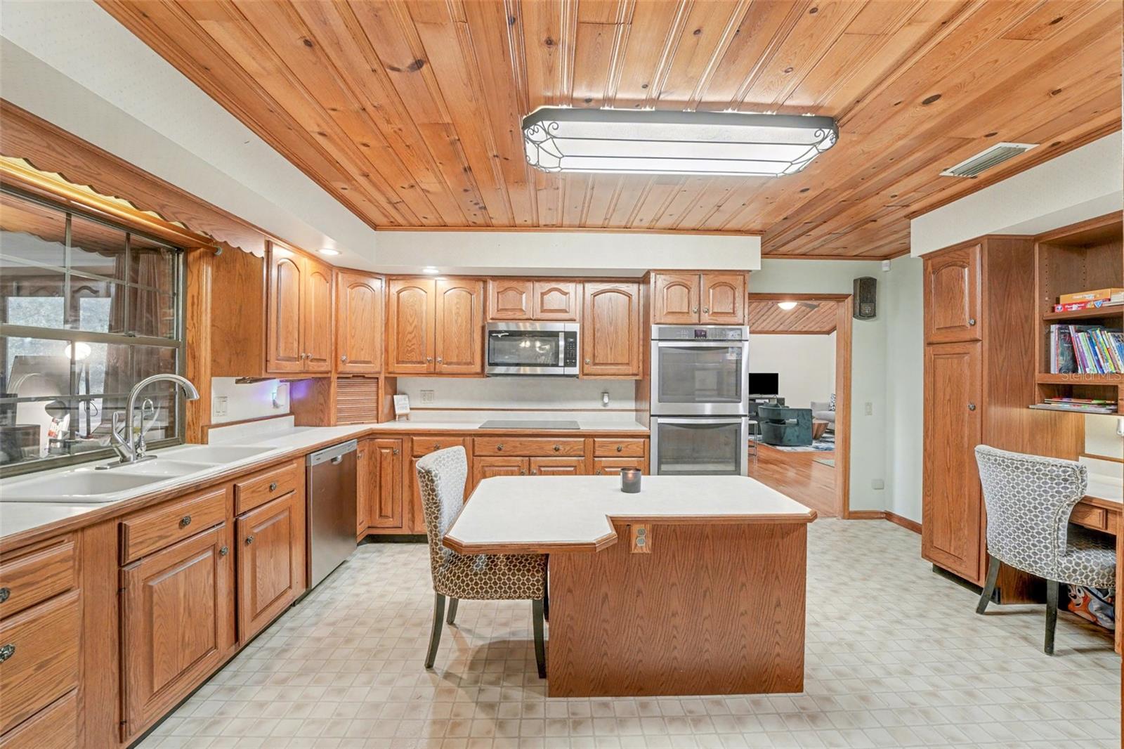 CATALOMA ACRES - Residential