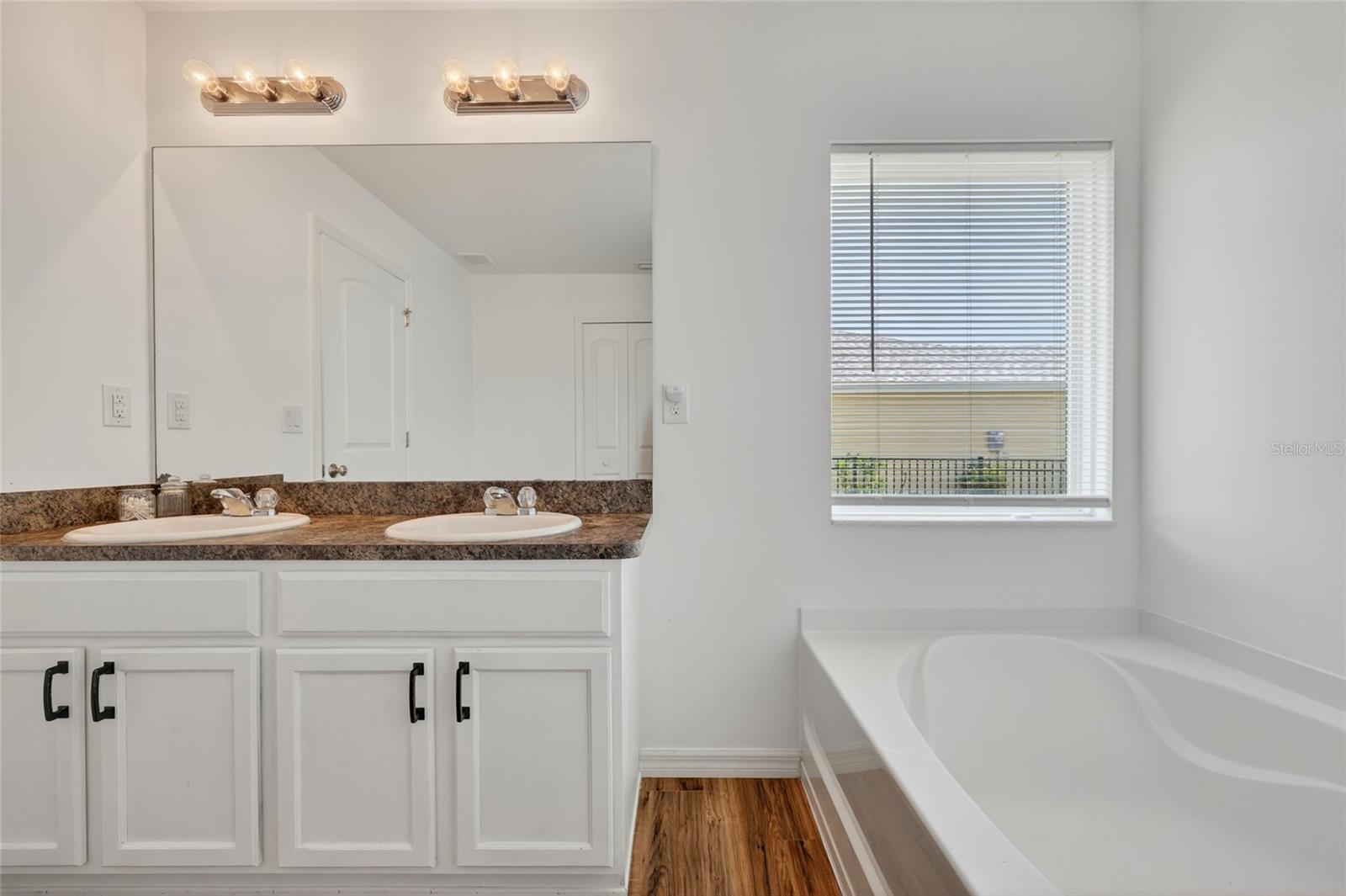 PUNTA GORDA ISLES SEC 16 - Residential
