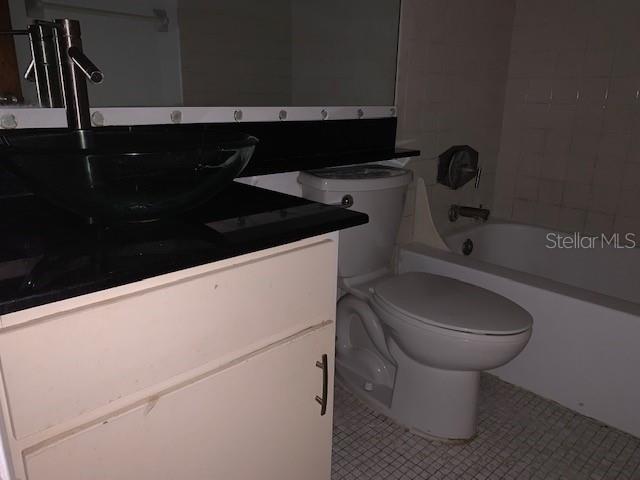 LUCERNE OAKS CONDO - Residential