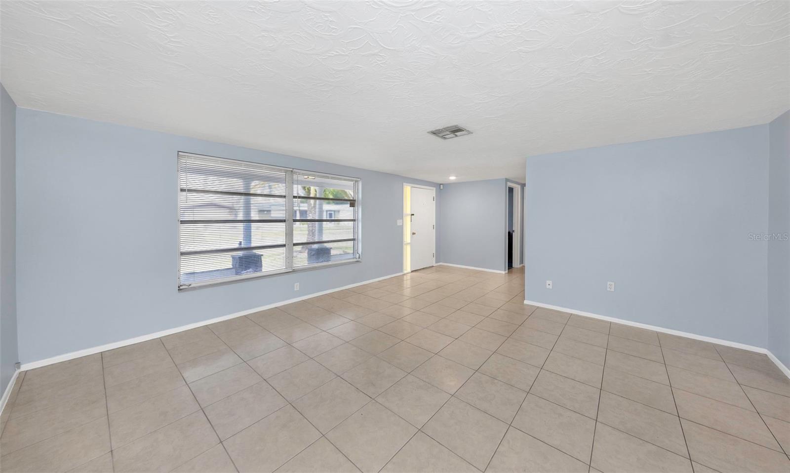 HOLIDAY GARDEN ESTATES - Residential