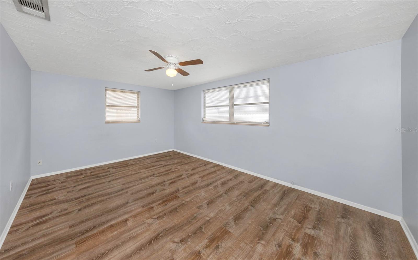 HOLIDAY GARDEN ESTATES - Residential