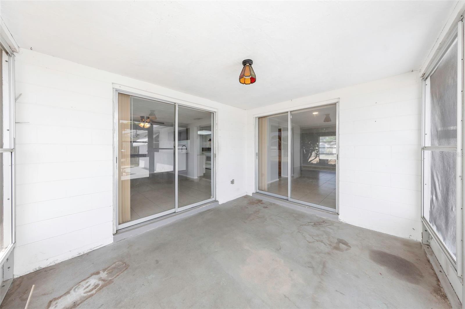 HOLIDAY GARDEN ESTATES - Residential