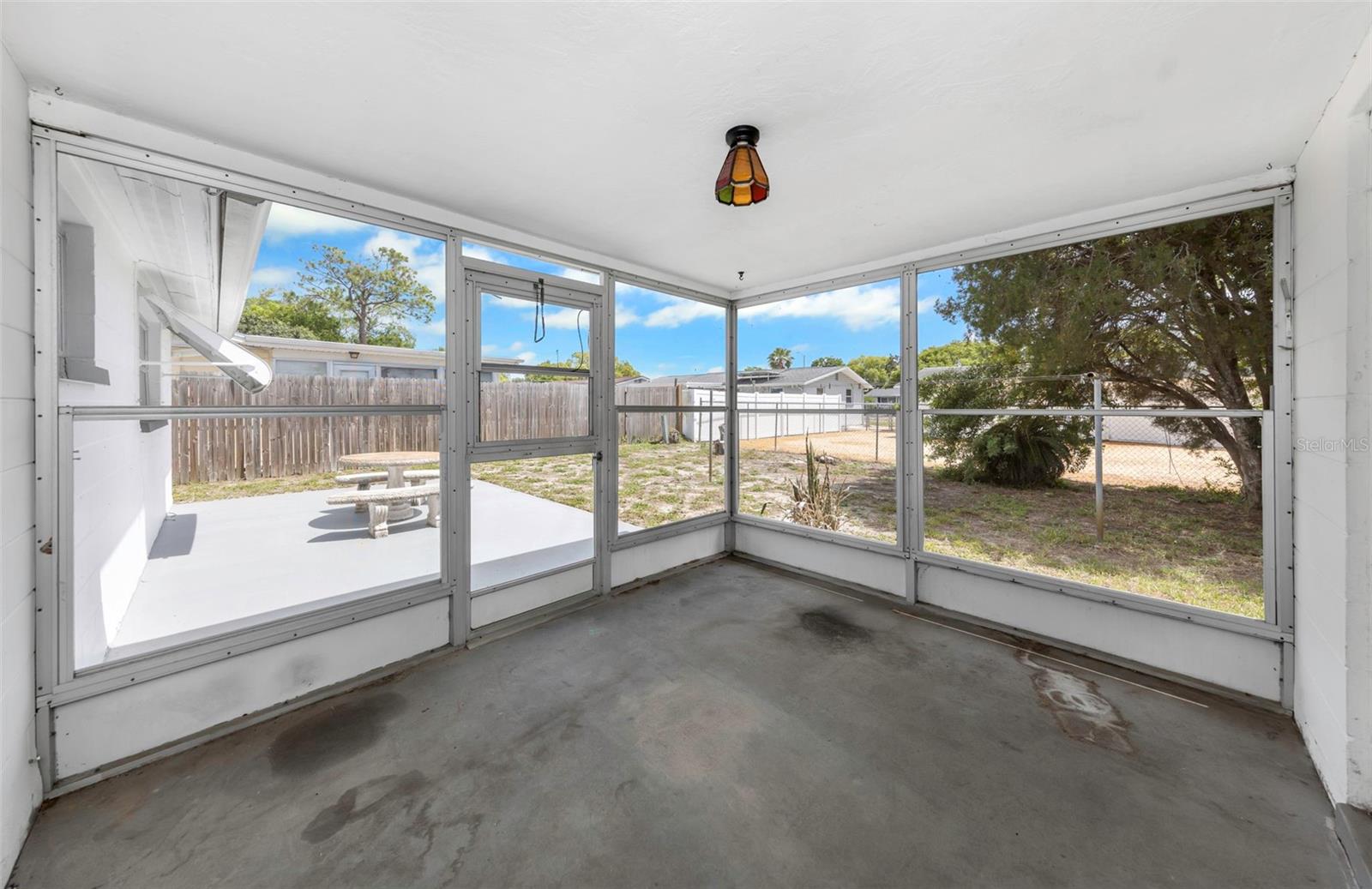 HOLIDAY GARDEN ESTATES - Residential