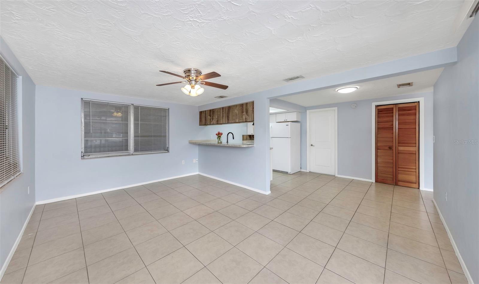 HOLIDAY GARDEN ESTATES - Residential