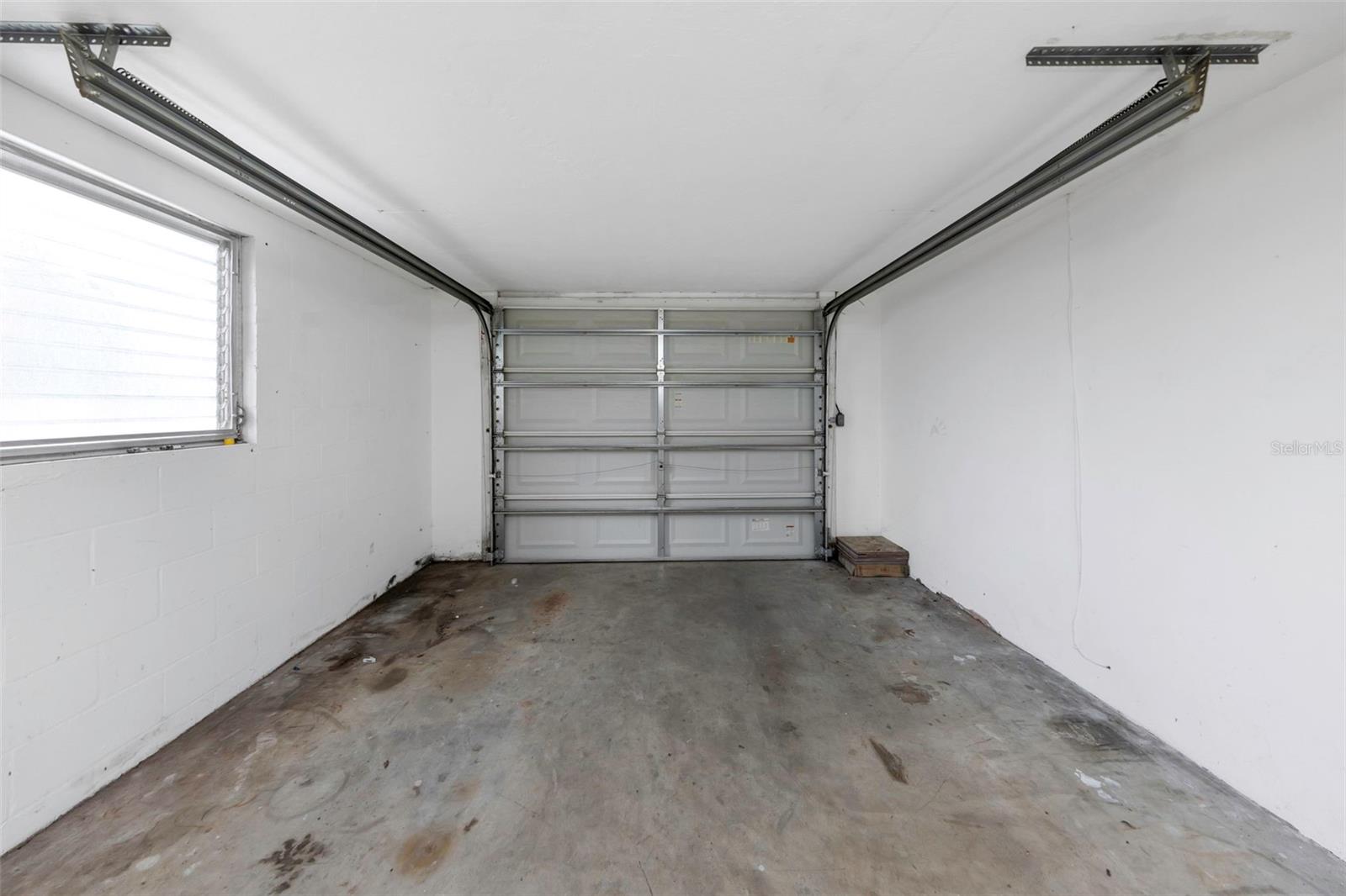 HOLIDAY GARDEN ESTATES - Residential