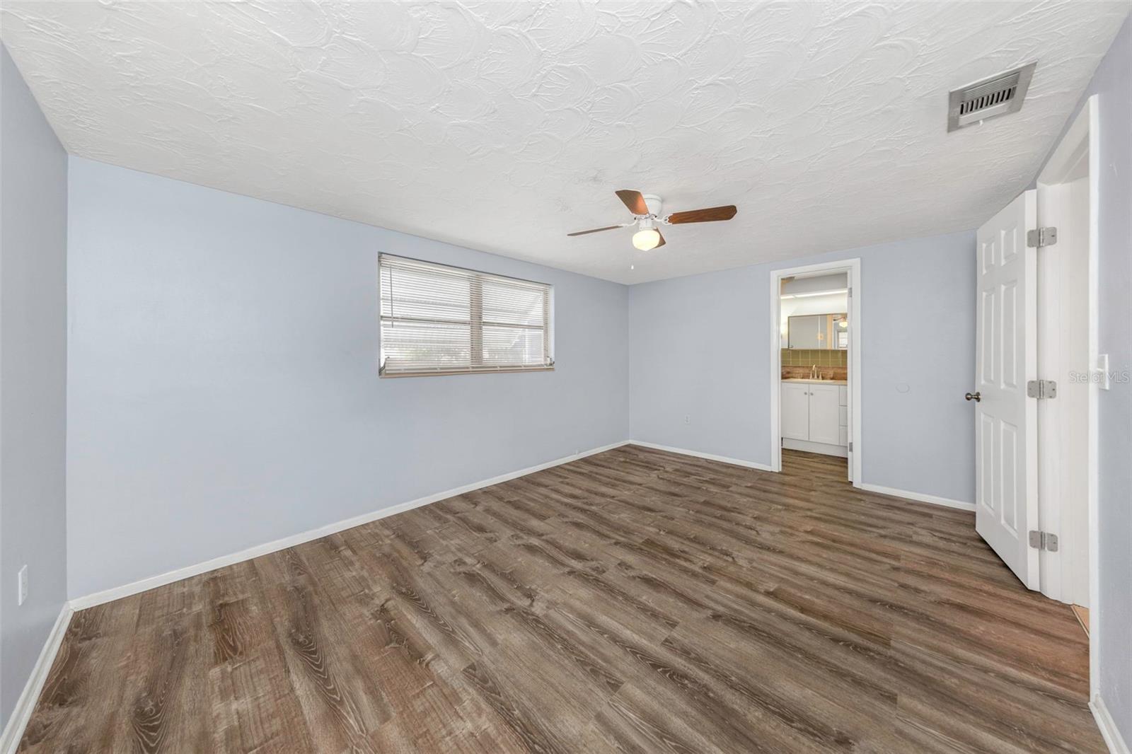 HOLIDAY GARDEN ESTATES - Residential