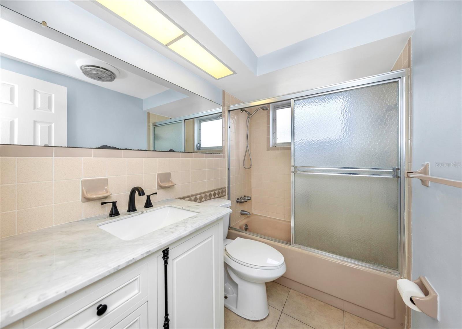 HOLIDAY GARDEN ESTATES - Residential