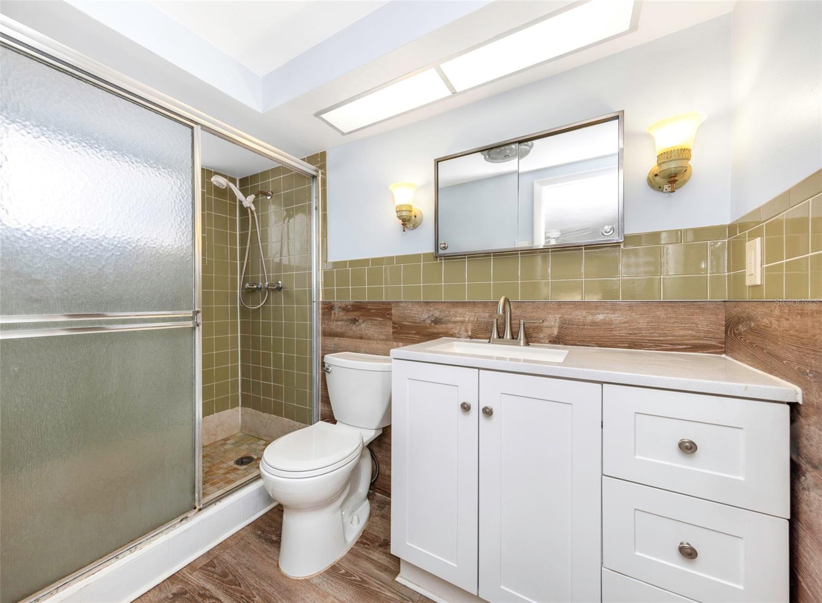 HOLIDAY GARDEN ESTATES - Residential