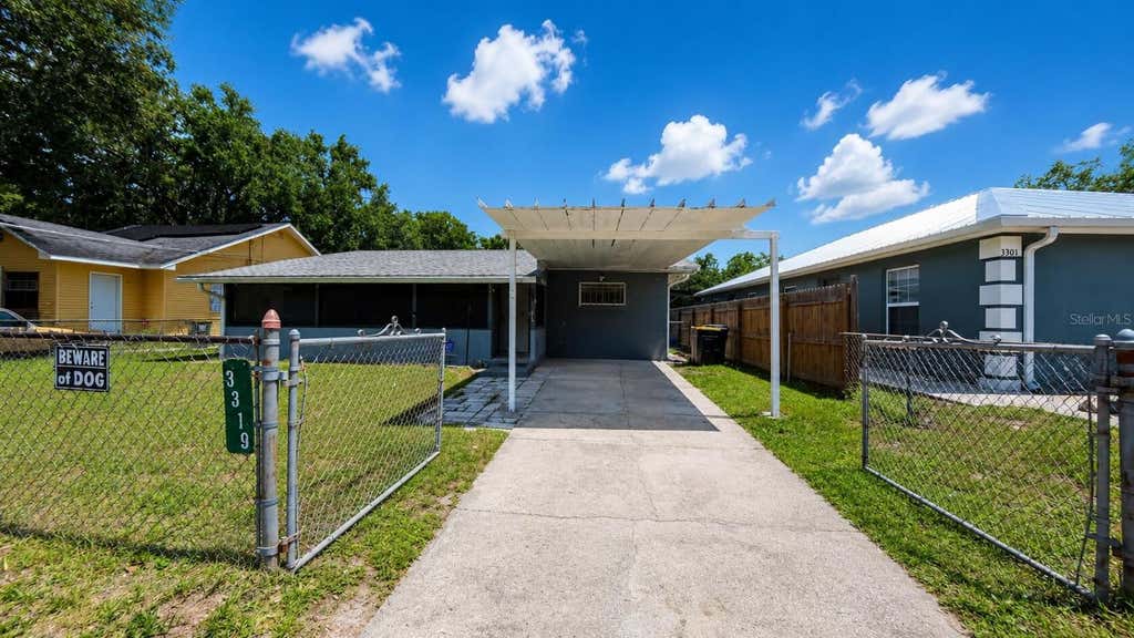 Photo of 3319 Avenue U NW, Winter Haven, FL 33881 (MLS # S5152821)