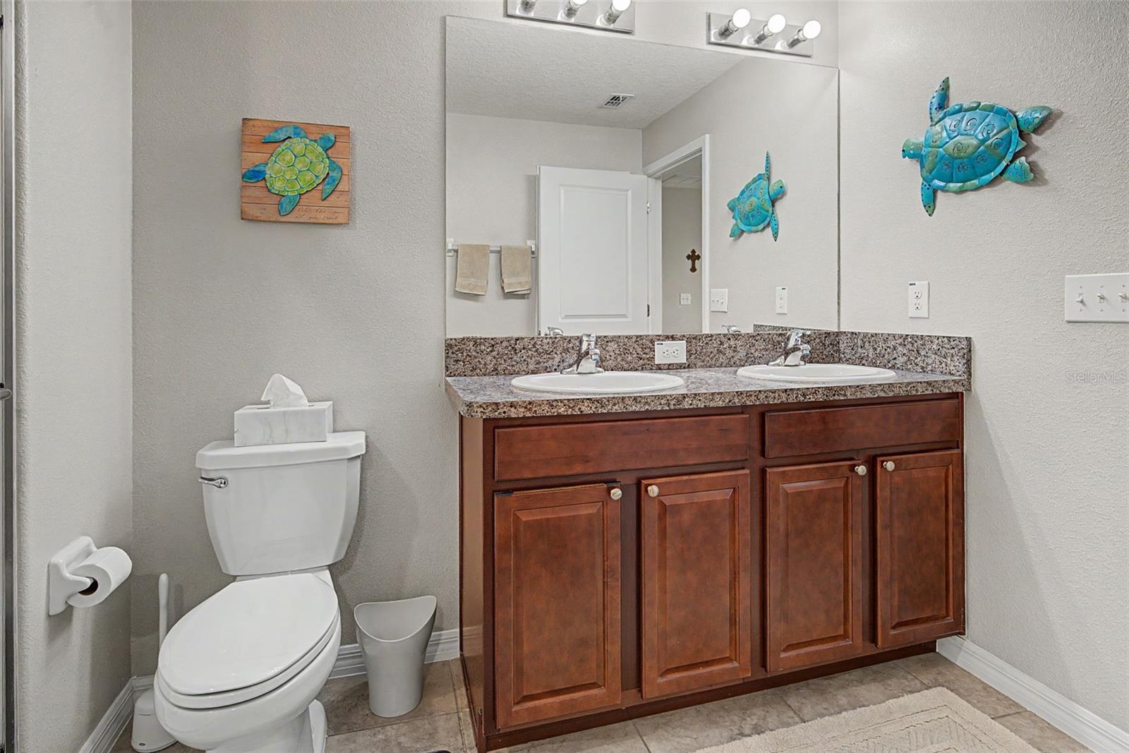 SUNSHINE VILLAGE PH 3A & - Residential