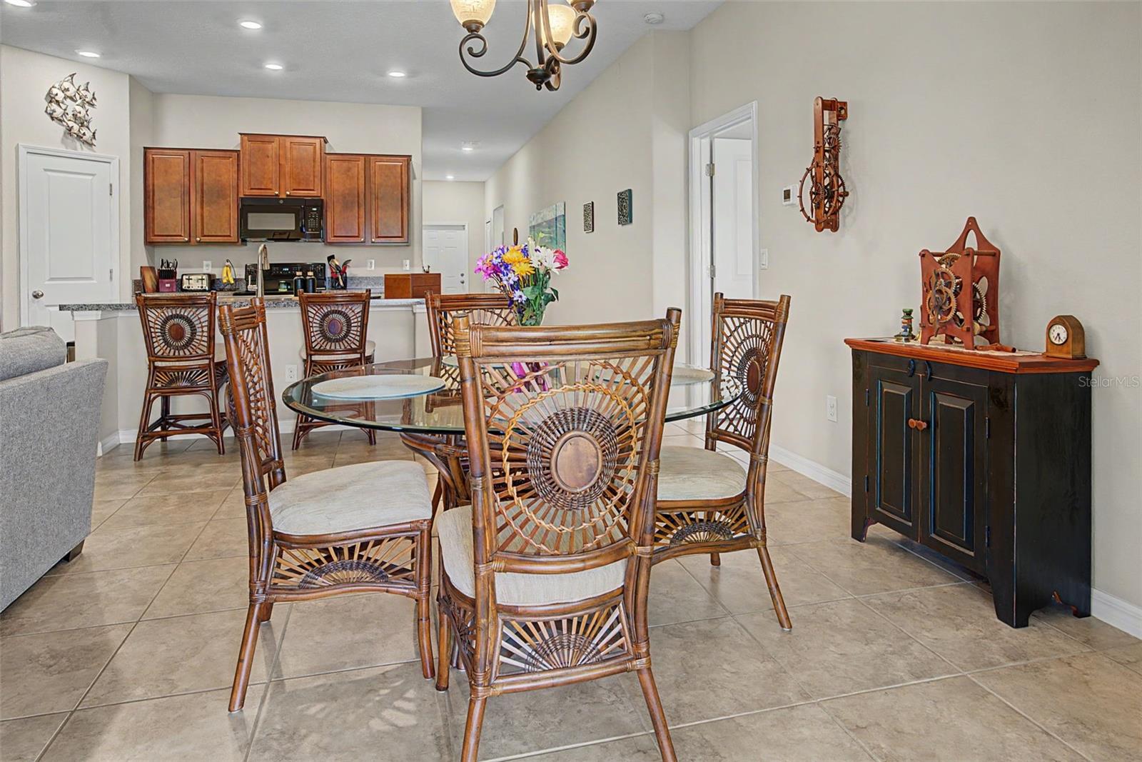 SUNSHINE VILLAGE PH 3A & - Residential