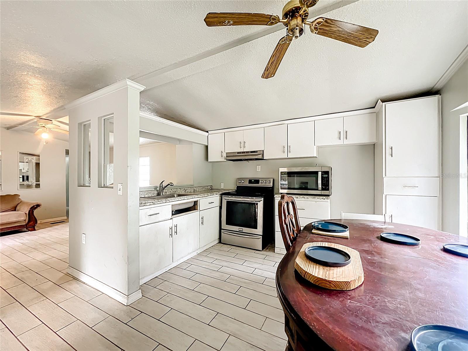 CANAVERAL ACRES 4 - Residential