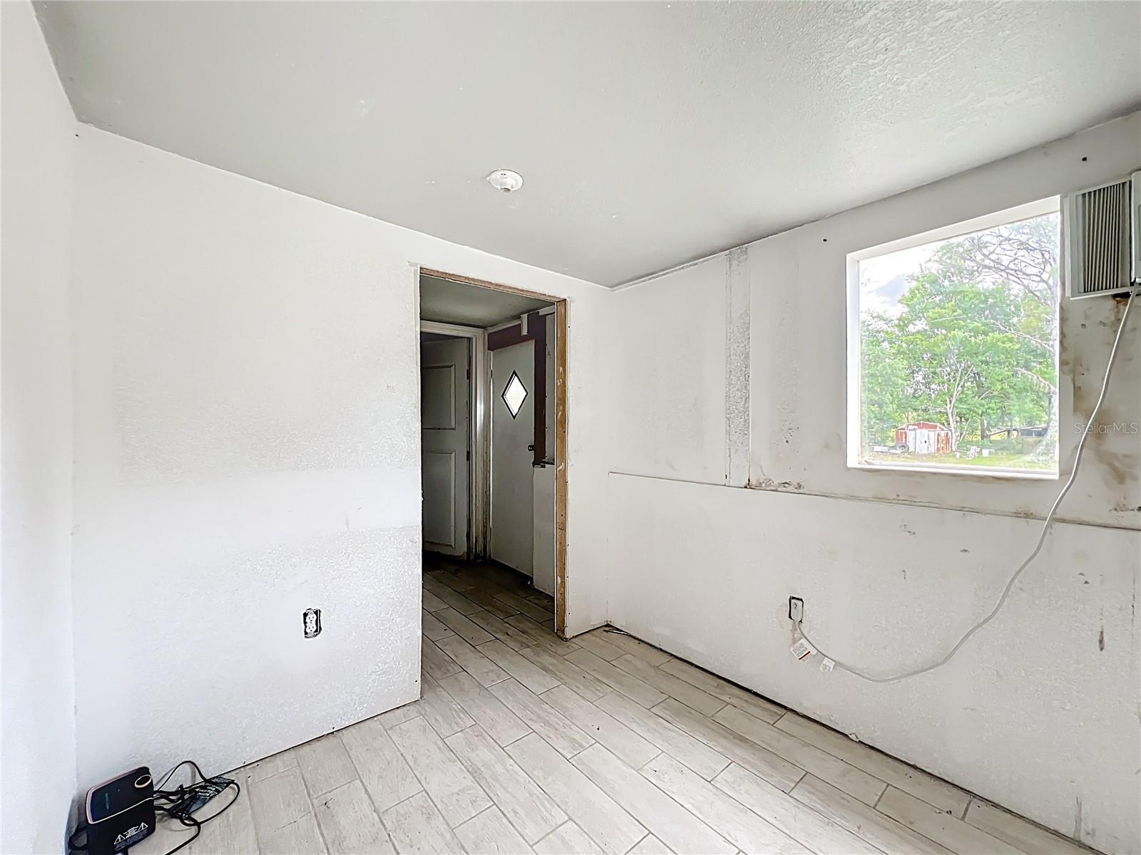 CANAVERAL ACRES 4 - Residential