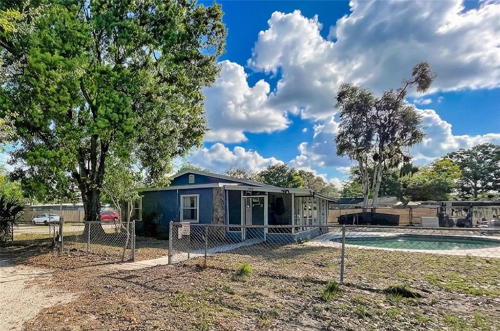 Photo of 9912 Vaughn Street, Gibsonton, FL 33534 (MLS # TB8492535)