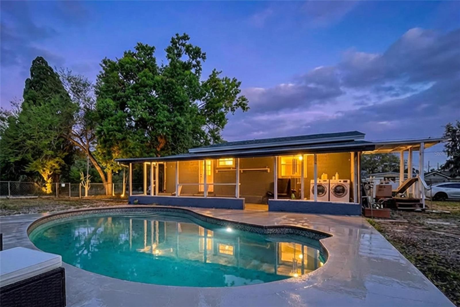 GIBSONS ALAFIA RIVER ESTATES - Residential