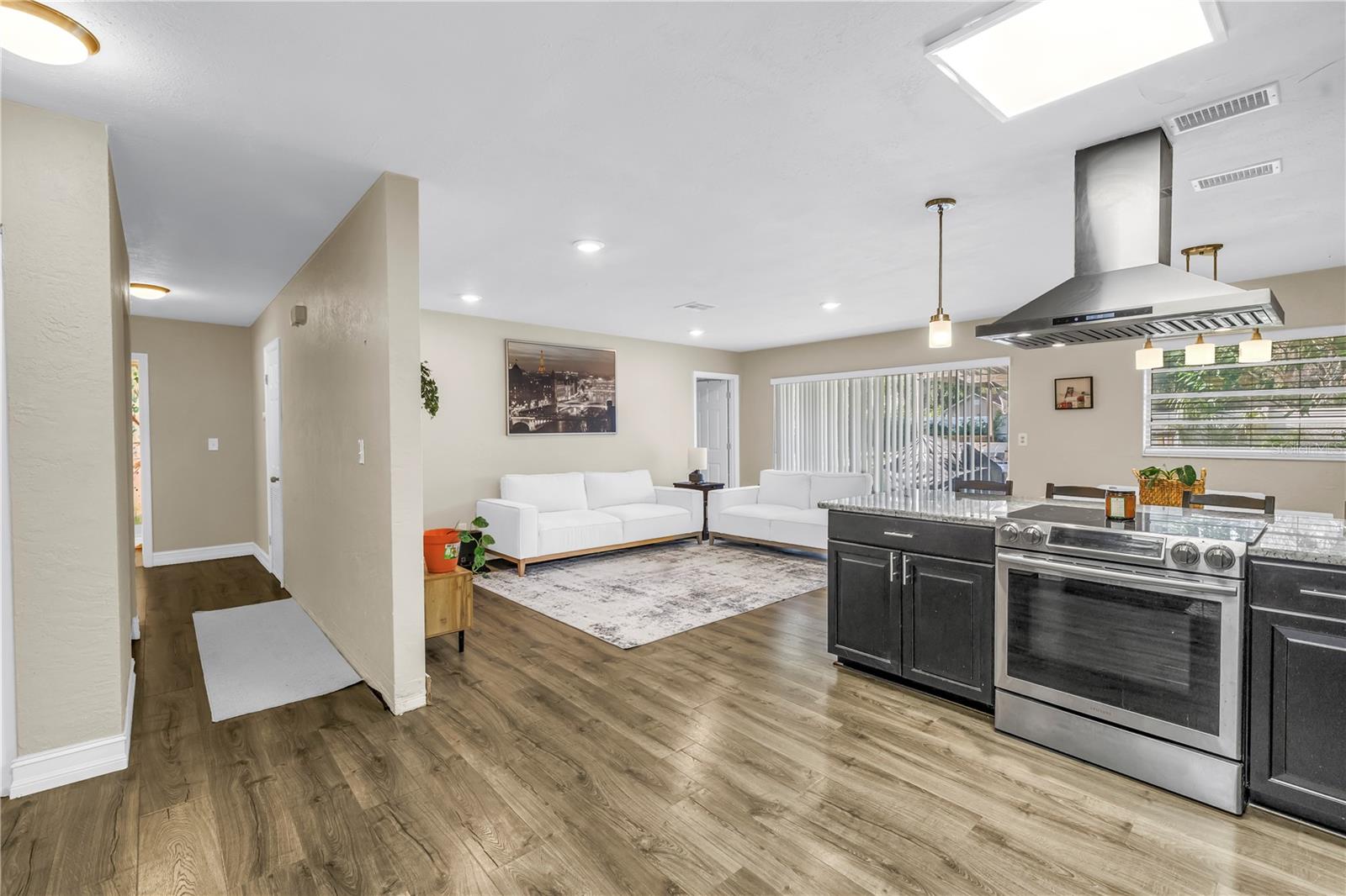 4708 W COACHMAN AVENUE