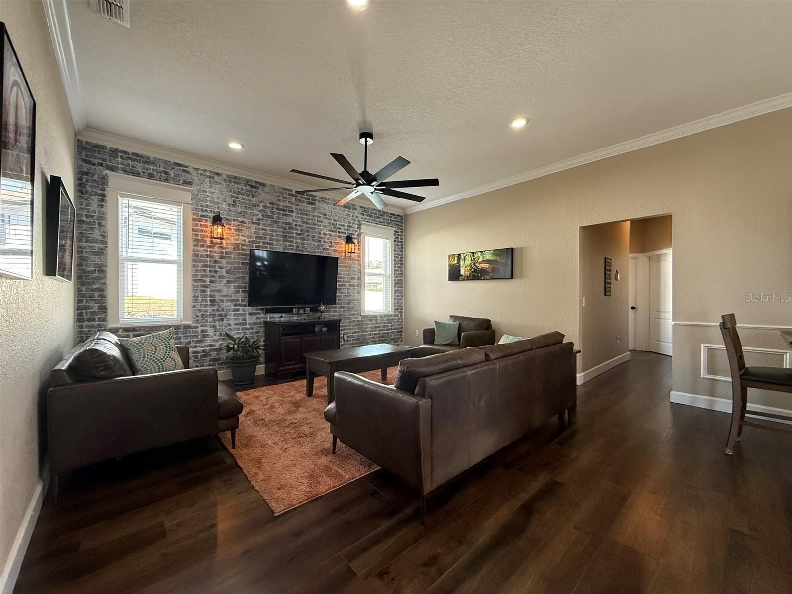 MAGNOLIA CHASE - Residential