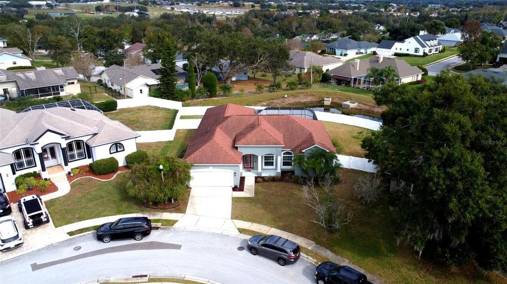 Photo of 2331 Chesterfield Circle, Lakeland, FL 33813 (MLS # L4957855)