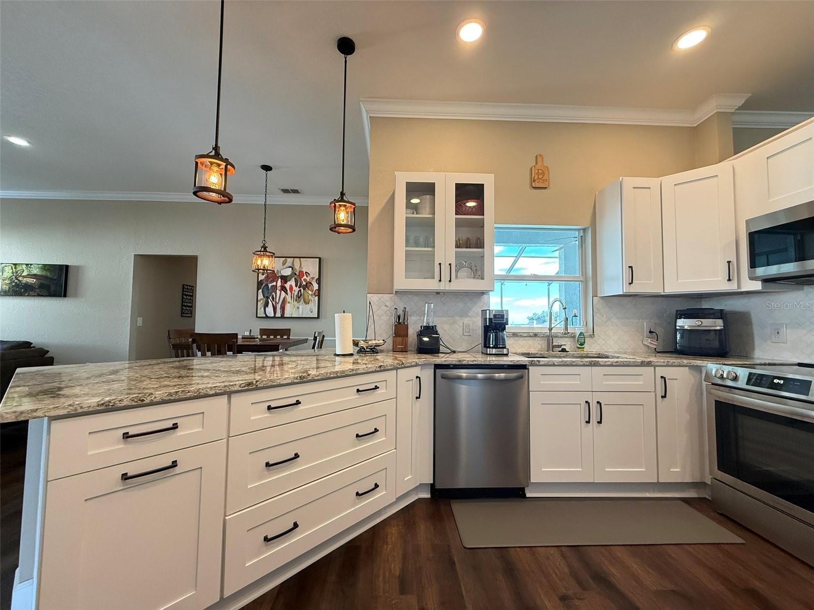 MAGNOLIA CHASE - Residential