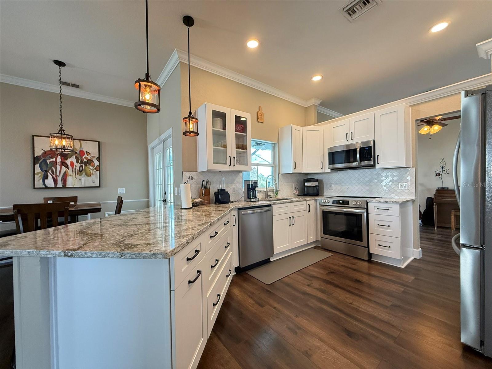 MAGNOLIA CHASE - Residential