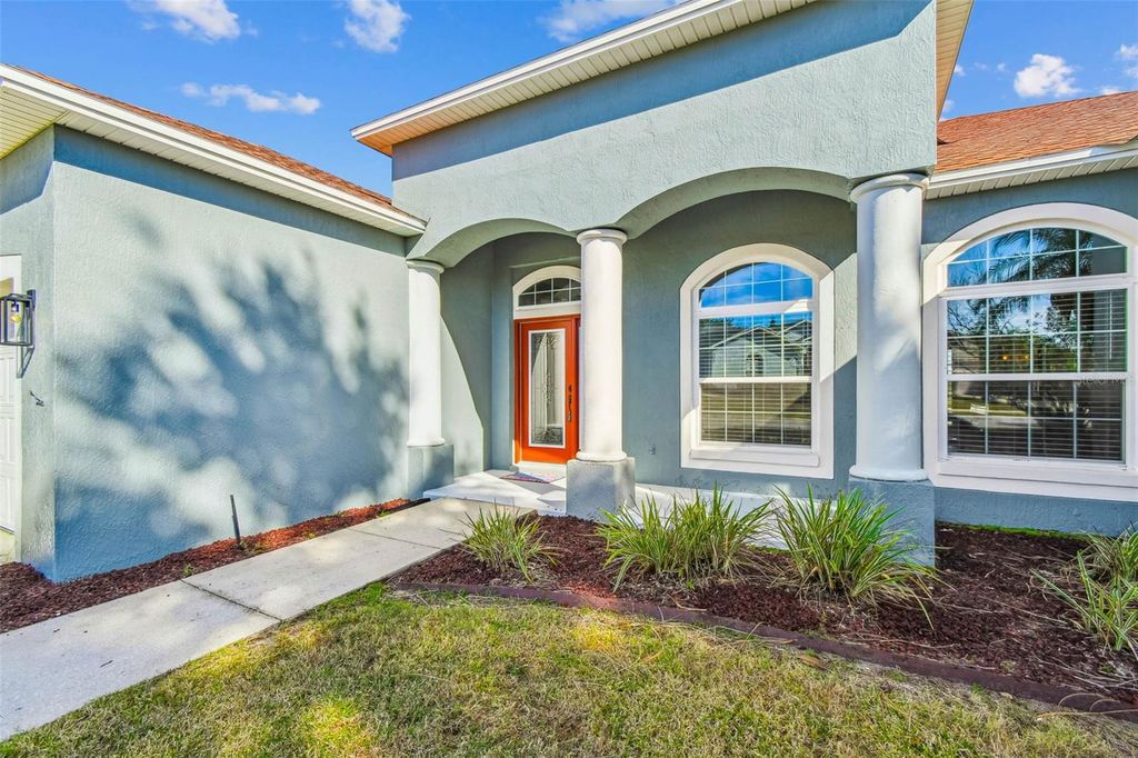 Photo of 2331 Chesterfield Circle, Lakeland, FL 33813 (MLS # L4957855)