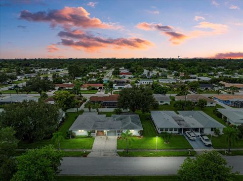 A home in SARASOTA