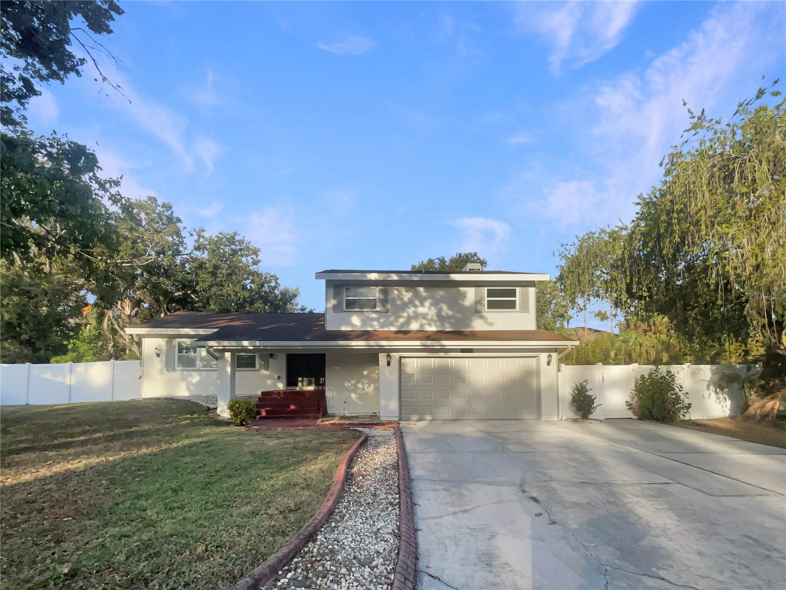 BRANDON COUNTRY ESTATES UNIT N - Residential