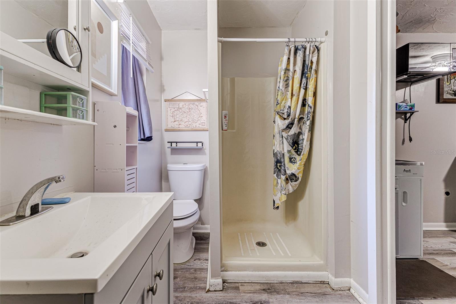 LAKE WALK IN WATER HEIGHTS - Residential