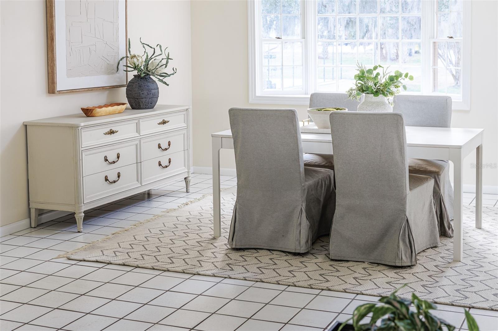 LAKE WALK IN WATER HEIGHTS - Residential