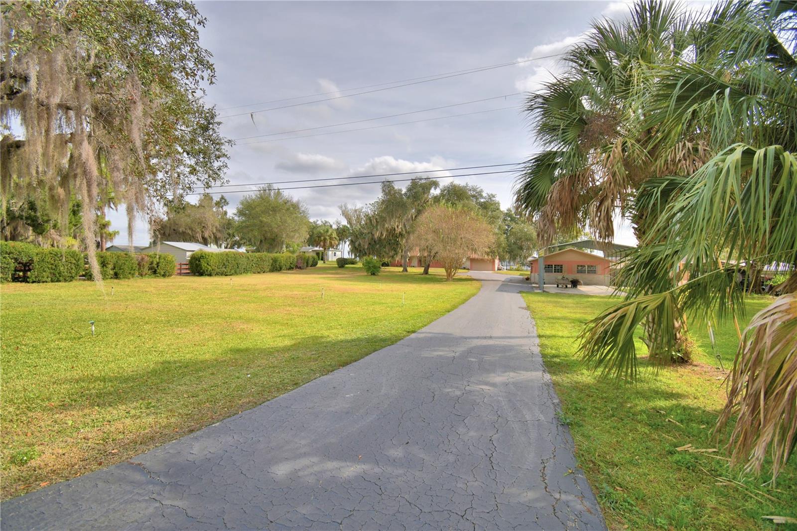LAKE WALK IN WATER HEIGHTS - Residential