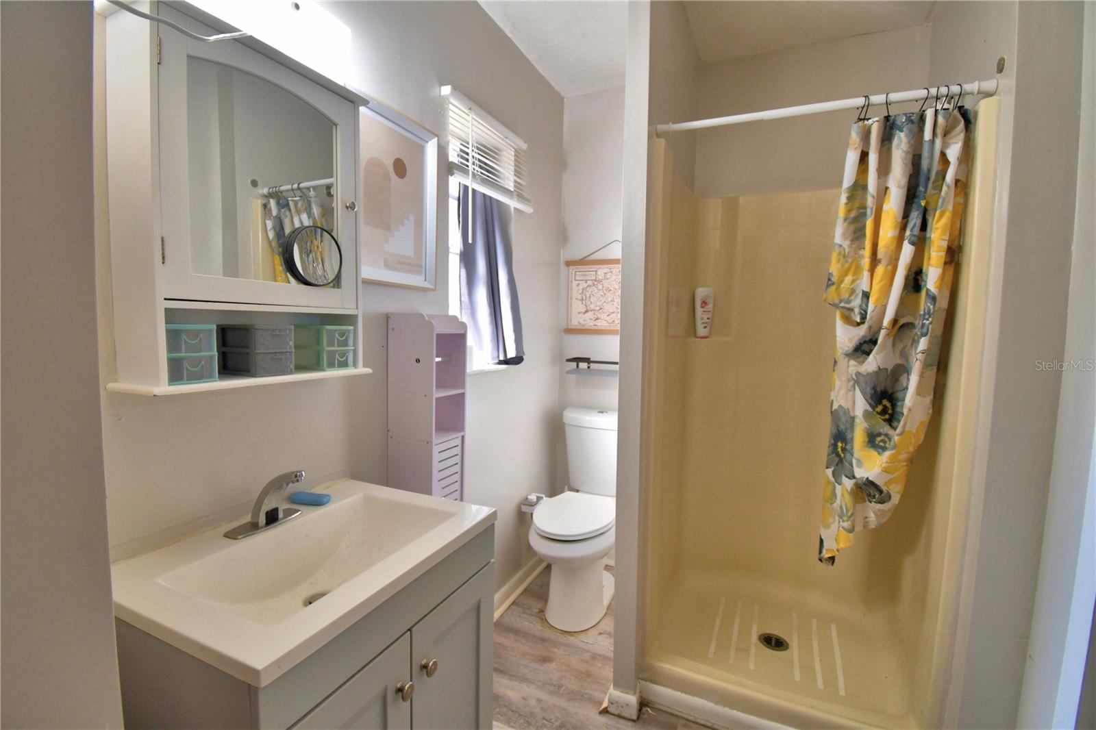 LAKE WALK IN WATER HEIGHTS - Residential