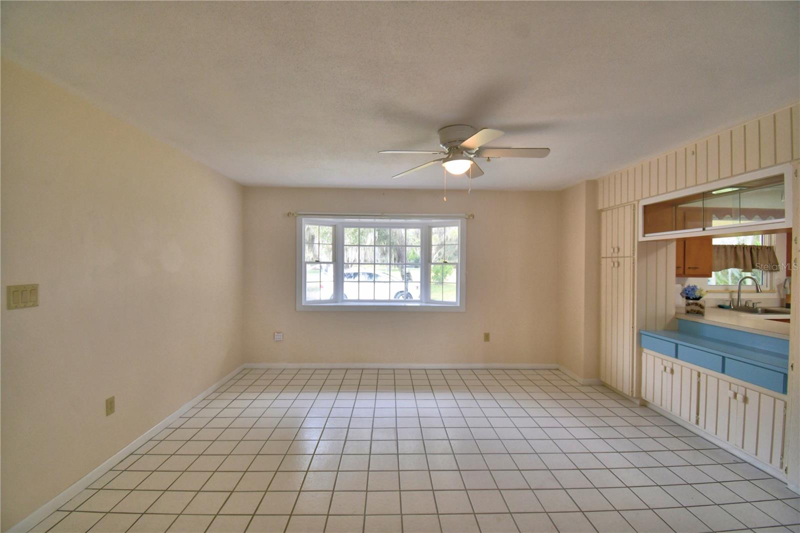 LAKE WALK IN WATER HEIGHTS - Residential