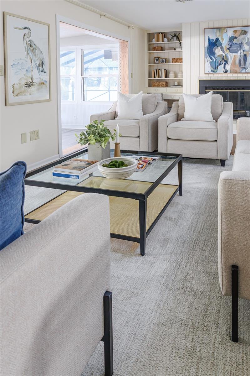 LAKE WALK IN WATER HEIGHTS - Residential