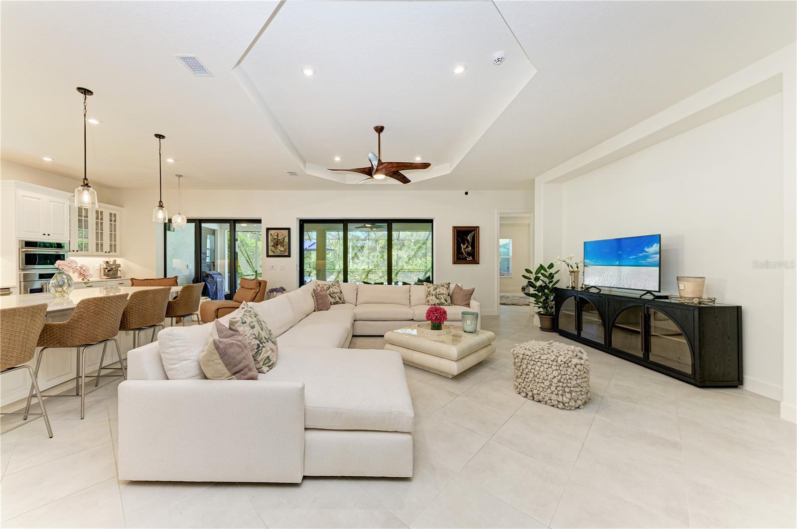 AZARIO ESPLANADE PH II SUBPH A, B & C - Residential